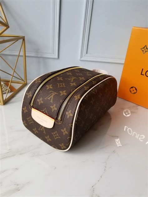 louis vuitton toiletry bag replica|louis vuitton toiletry pouch 19.